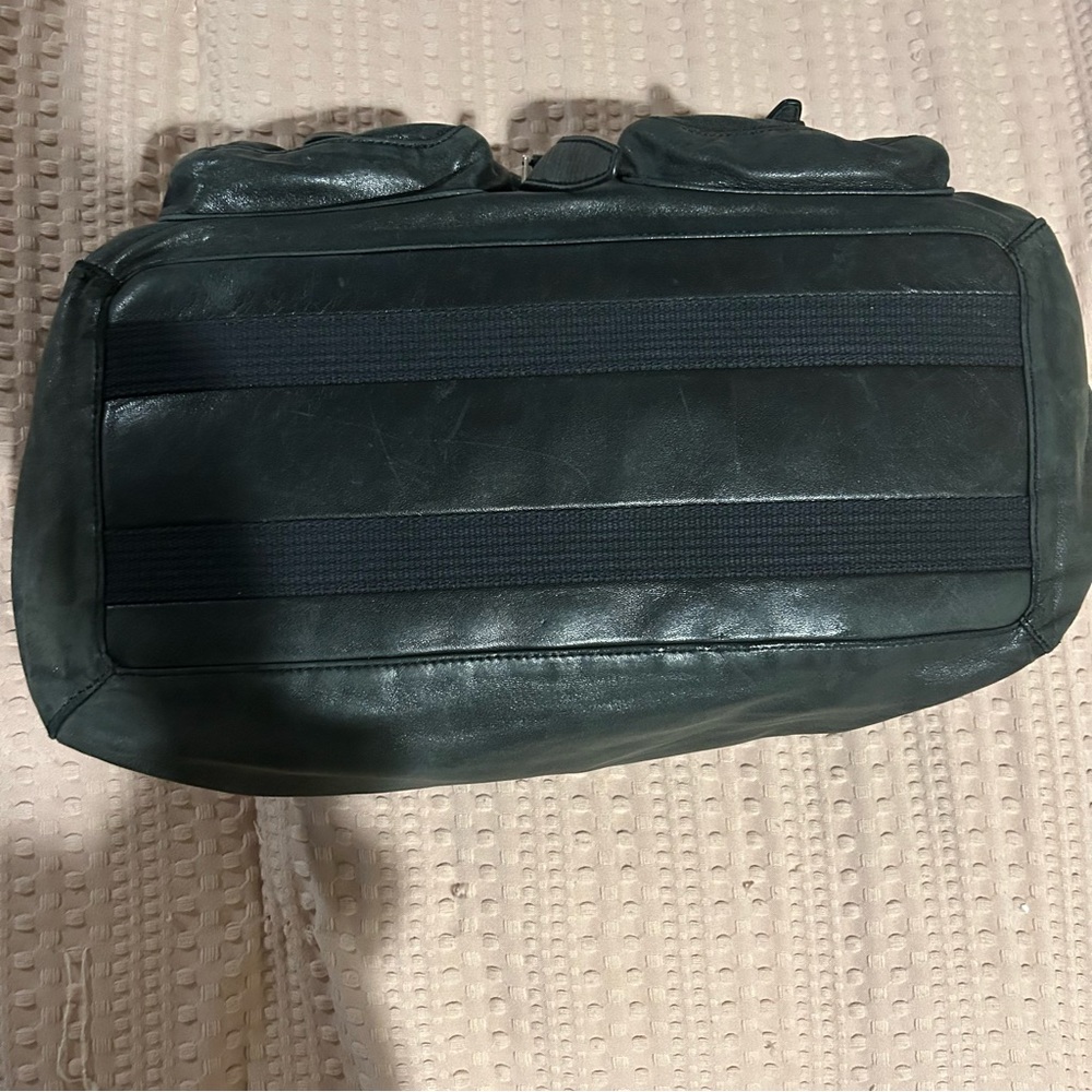 Balenciaga Distressed Leather Cargo Pocket Shoulder Bag - Picture 7 of 8